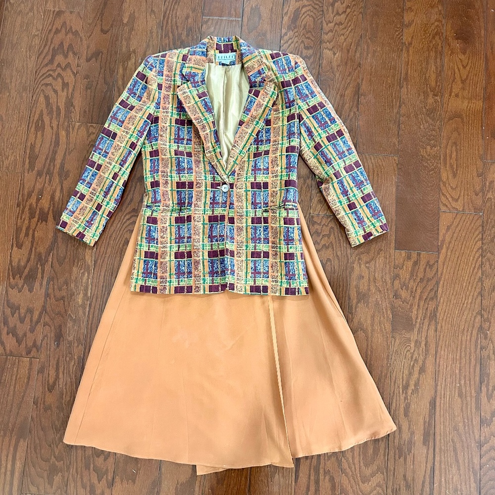 2-piece silk blazer and skirt set retro geometric pattern multicolor orange
